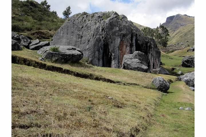 P12_SacredValley1