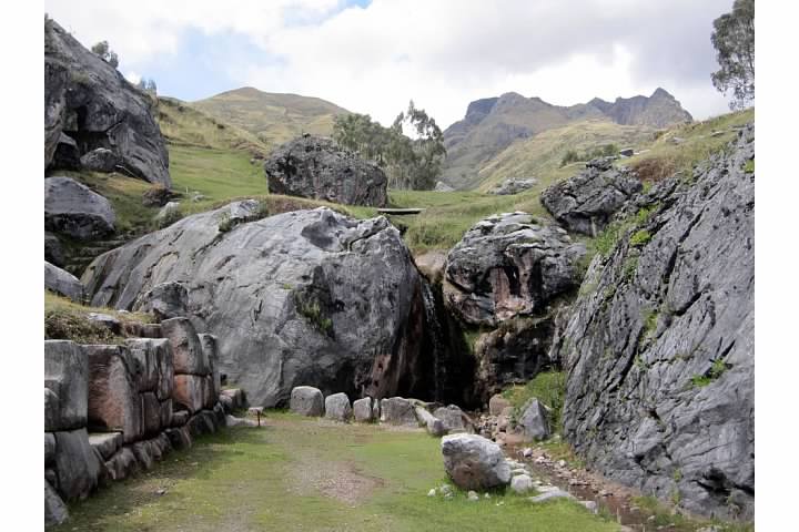 P12_SacredValley2