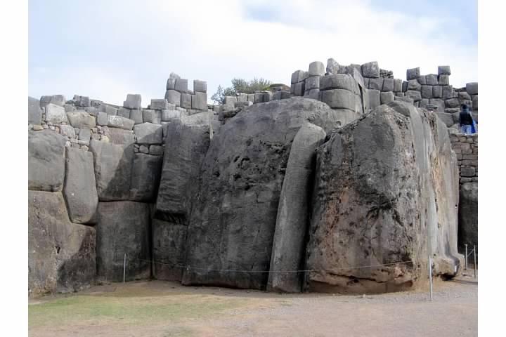 P12_Sacsayhuaman